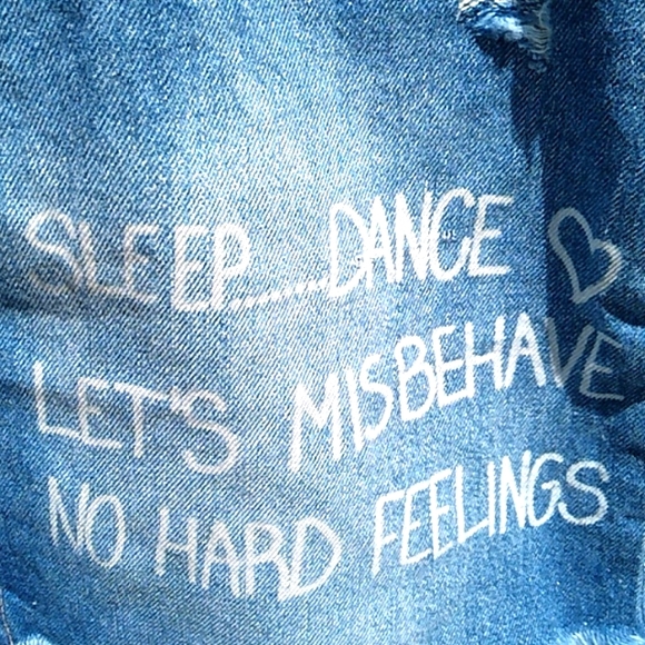 Nwt Denim Skirt ( Size 4) - Picture 6 of 12